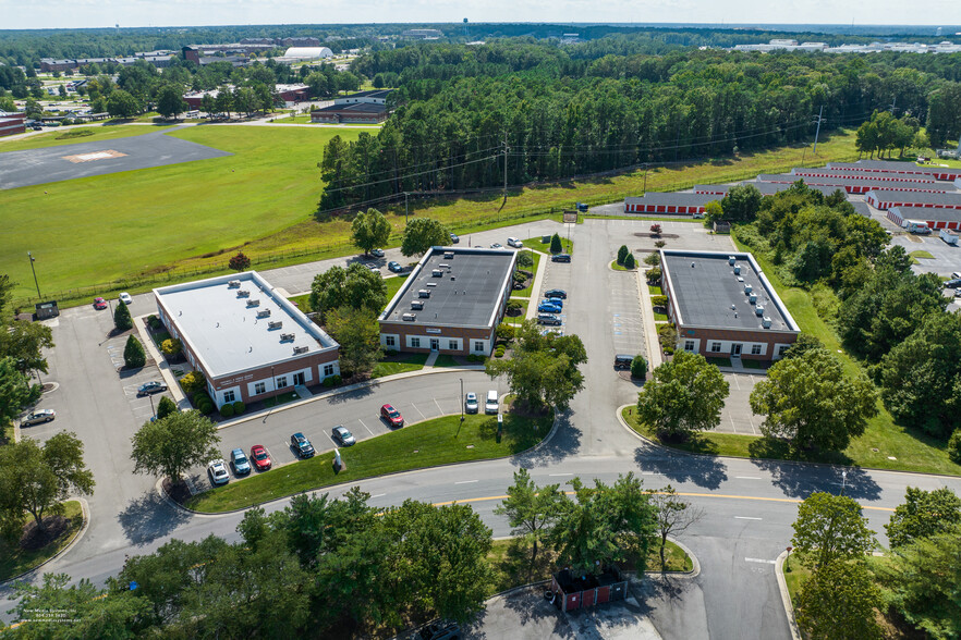 4240 Crossings Blvd, Prince George, VA à louer - Photo de l’immeuble – Image 2 sur 4