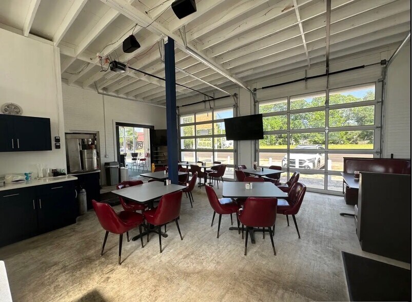 555 N 5th St, Silsbee, TX à louer - Photo de l’immeuble – Image 2 sur 3