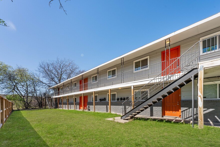 2807 Observation Dr, San Antonio, TX à vendre - Photo de l’immeuble – Image 3 sur 27