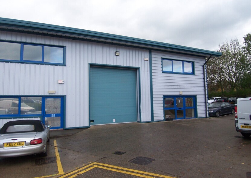 Epsom Ct, Trowbridge à louer - Photo de l’immeuble – Image 3 sur 4