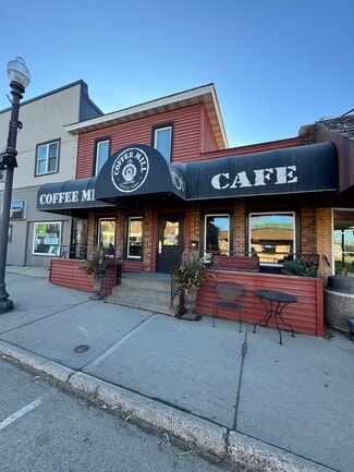 Plus de détails pour 256 S Main St, Zumbrota, MN - Local commercial à vendre