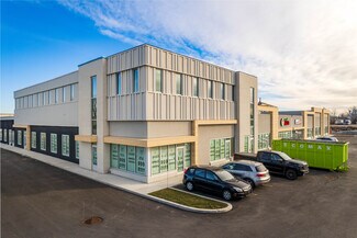 Plus de détails pour 5465-5485 Rue Ramsay, Longueuil, QC - Local d'activités à louer