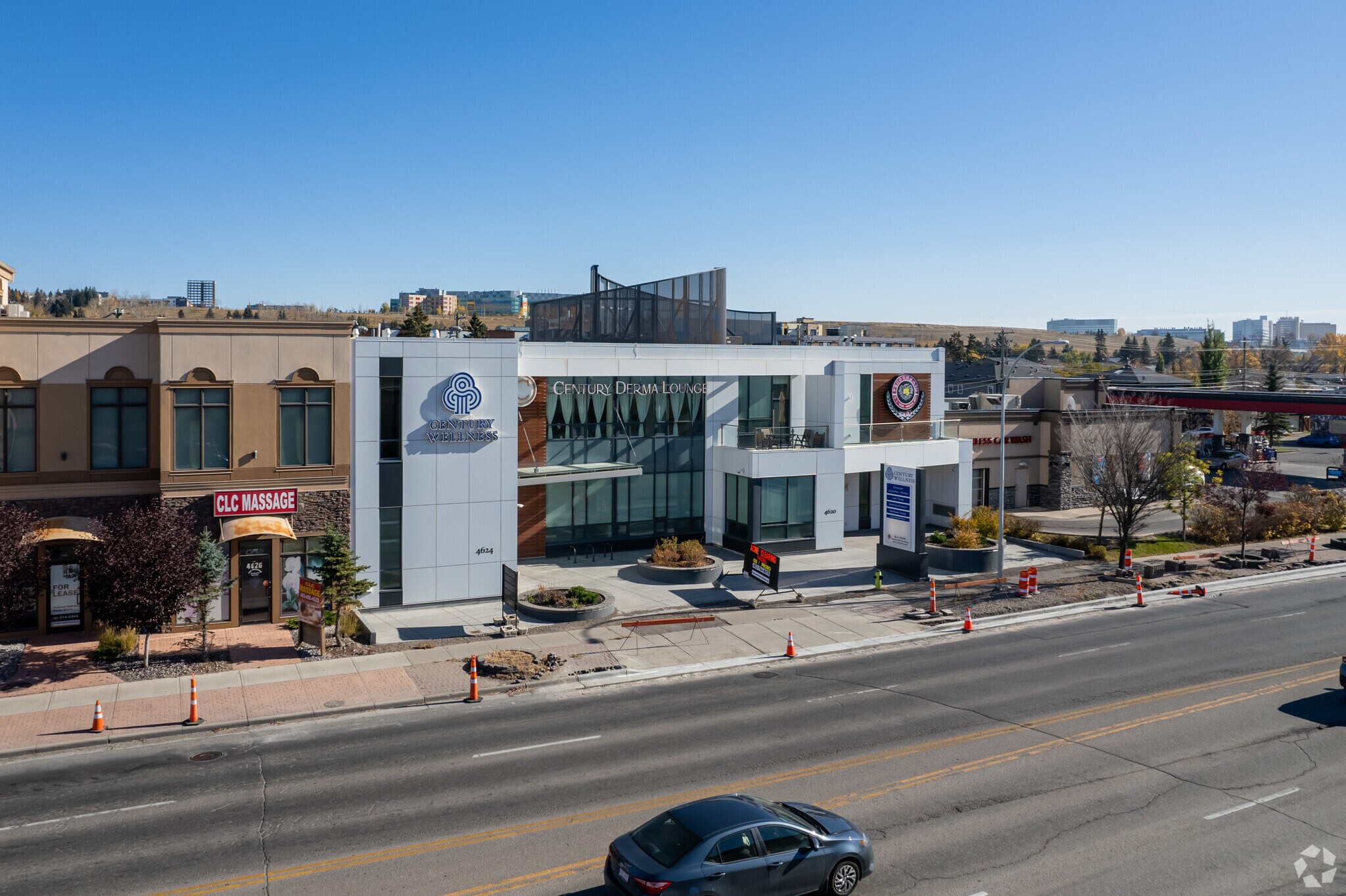 4620-4624 16 Av NW, Calgary, AB à louer Photo de l’immeuble– Image 1 sur 15