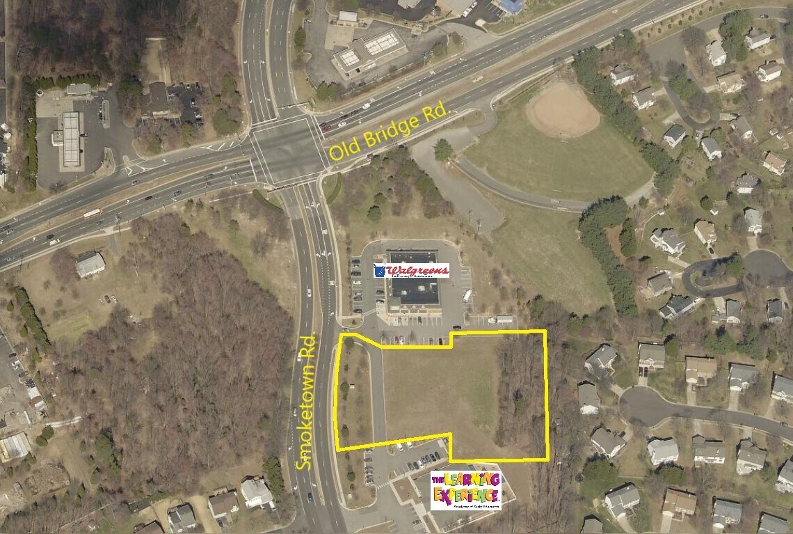 12611 Smoketown Rd, Woodbridge, VA à vendre Photo de l’immeuble– Image 1 sur 5