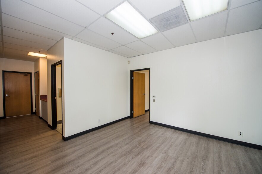 10291 Trademark St, Rancho Cucamonga, CA à louer - Photo de l’immeuble – Image 2 sur 23