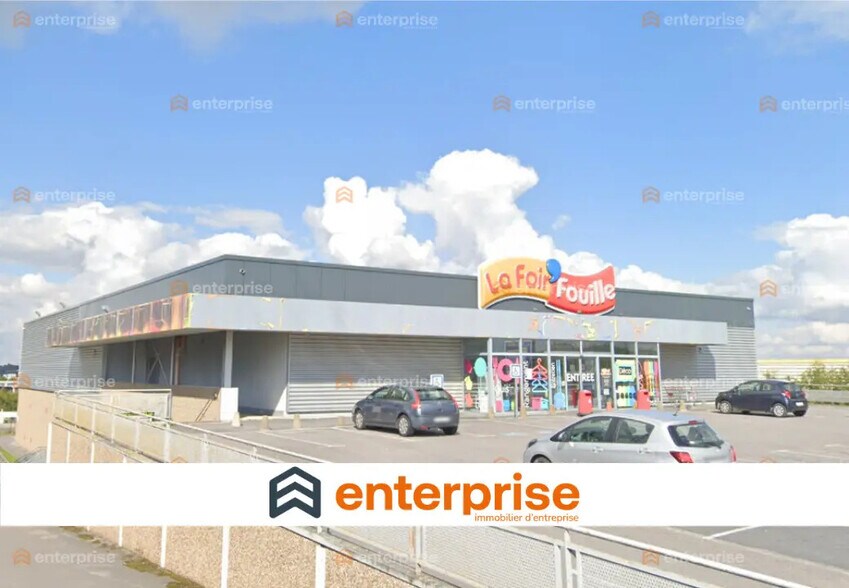 267 Route De Landrecies, Hautmont à louer - Photo de l’immeuble – Image 1 sur 1