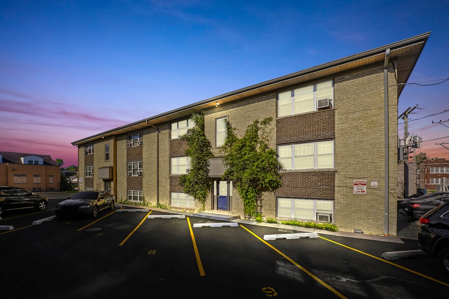 1905-1913 Saint Charles Rd, Maywood, IL à vendre - Photo de l’immeuble – Image 2 sur 41