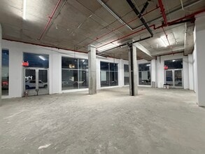 150-23 Barclay Ave, Flushing, NY à louer Photo intérieure– Image 2 sur 4