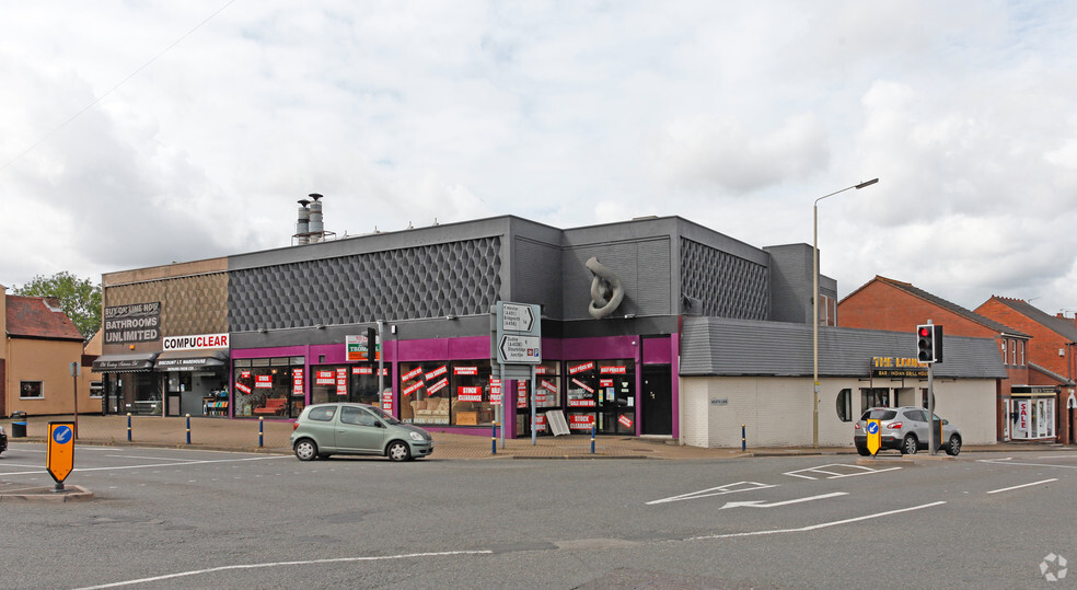 1 Heath Ln, Stourbridge à louer - Photo de l’immeuble – Image 1 sur 4