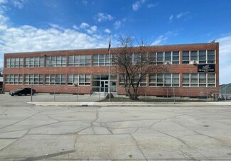 Plus de détails pour 324 Lizzie St, Winnipeg, MB - Industriel/Logistique à vendre