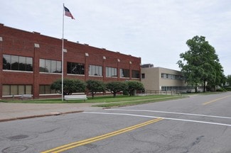 Plus de détails pour 100 Carlson Rd, Rochester, NY - Différents types d’espaces à louer