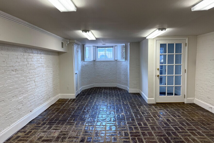 908 Pennsylvania SE, Washington, DC à louer - Photo de l’immeuble – Image 2 sur 2