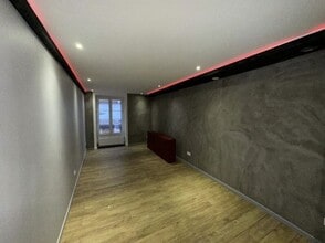 40 Bis Rue Du Faubourg Poissonnière, Paris à louer Photo intérieure– Image 2 sur 2