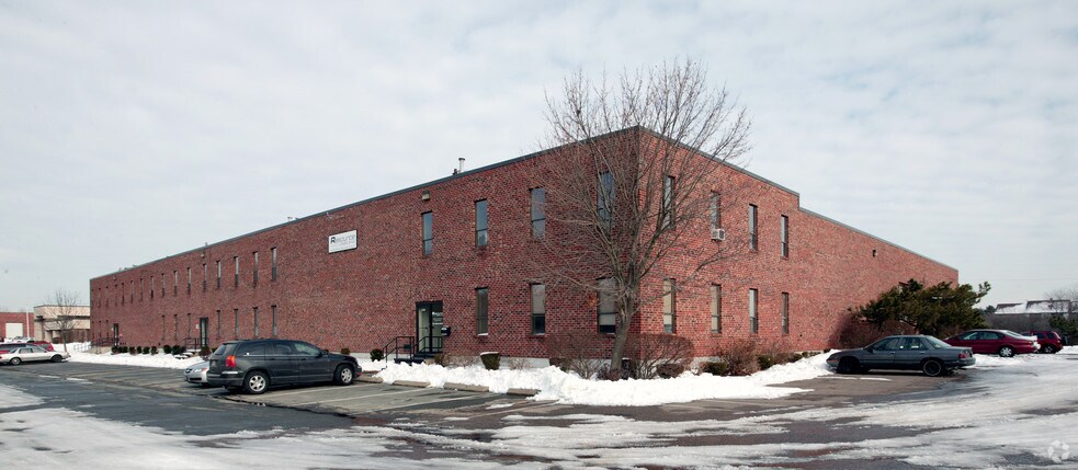 116-120 York Ave, Randolph, MA à louer - Photo de l’immeuble – Image 2 sur 6