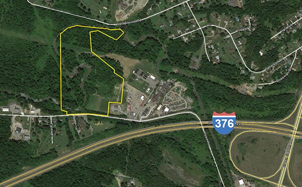 2208 Todd Rd, Aliquippa, PA à vendre Photo de l’immeuble– Image 1 sur 2