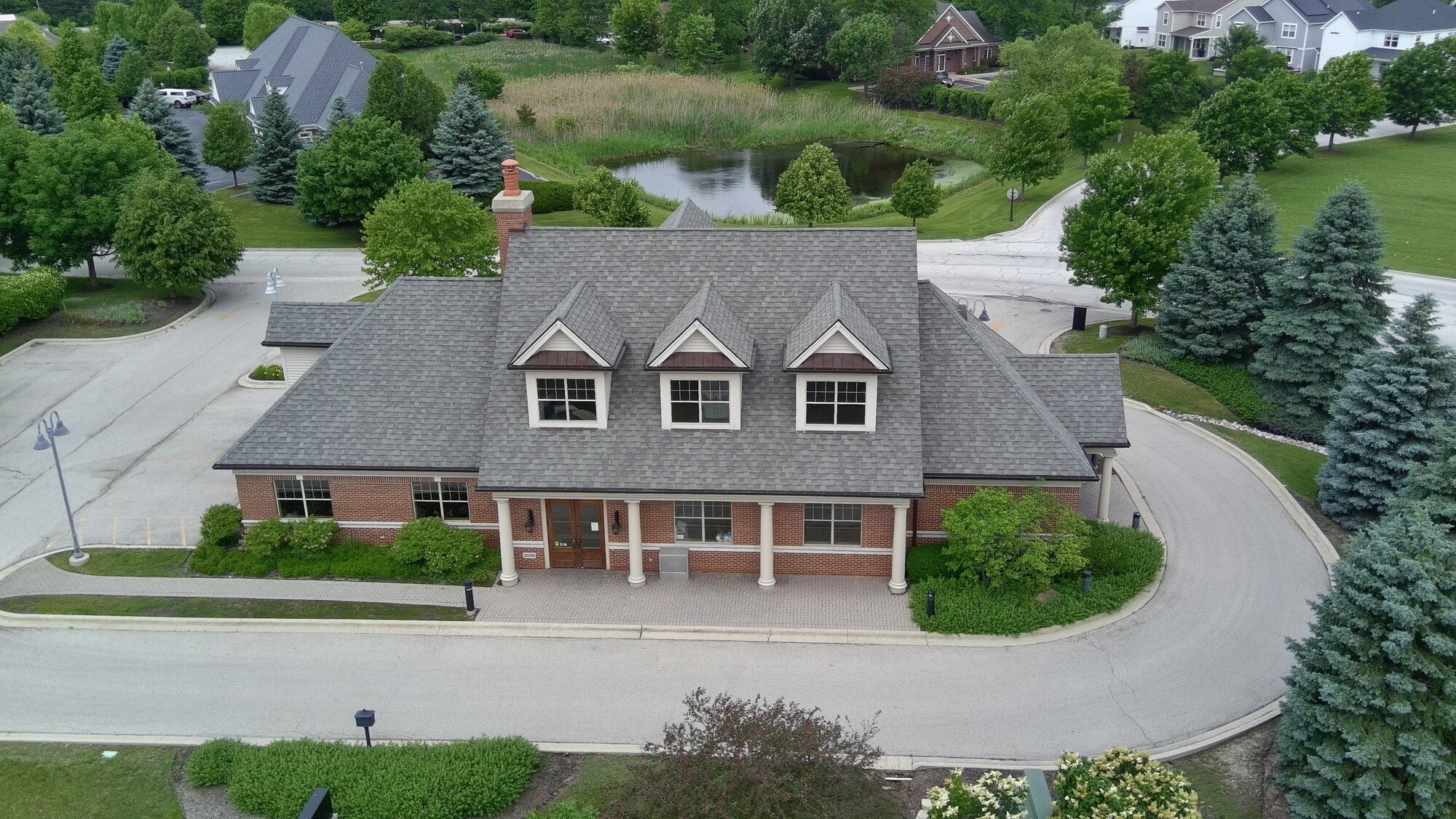 10 Landover Pky, Hawthorn Woods, IL à vendre Photo de l’immeuble– Image 1 sur 7