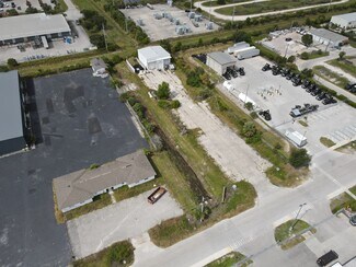 Plus de détails pour 2906 Cargo St, Fort Myers, FL - Industriel/Logistique à louer