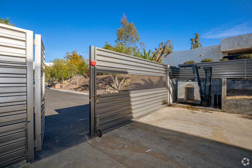 2937 Norman Strasse Rd, San Marcos, CA à louer - Photo de l’immeuble – Image 3 sur 26