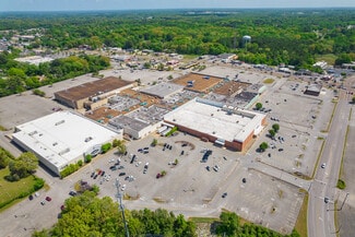 Plus de détails pour 2021 N Highland Ave, Jackson, TN - Local commercial à vendre