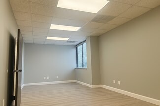 Plus de détails pour 5402 Hoover Blvd, Tampa, FL - Bureau à louer