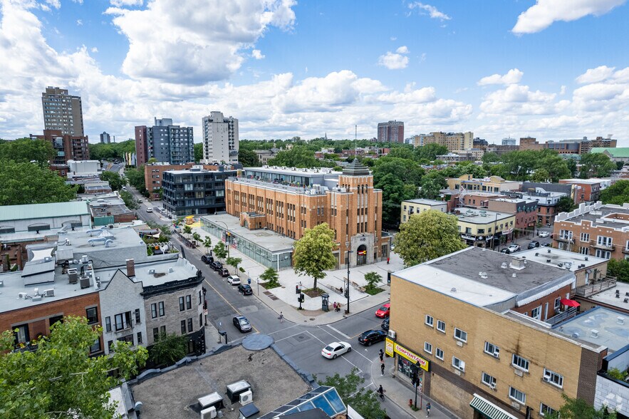 2035 Rue Atateken, Montréal, QC à louer - Aérien – Image 3 sur 3