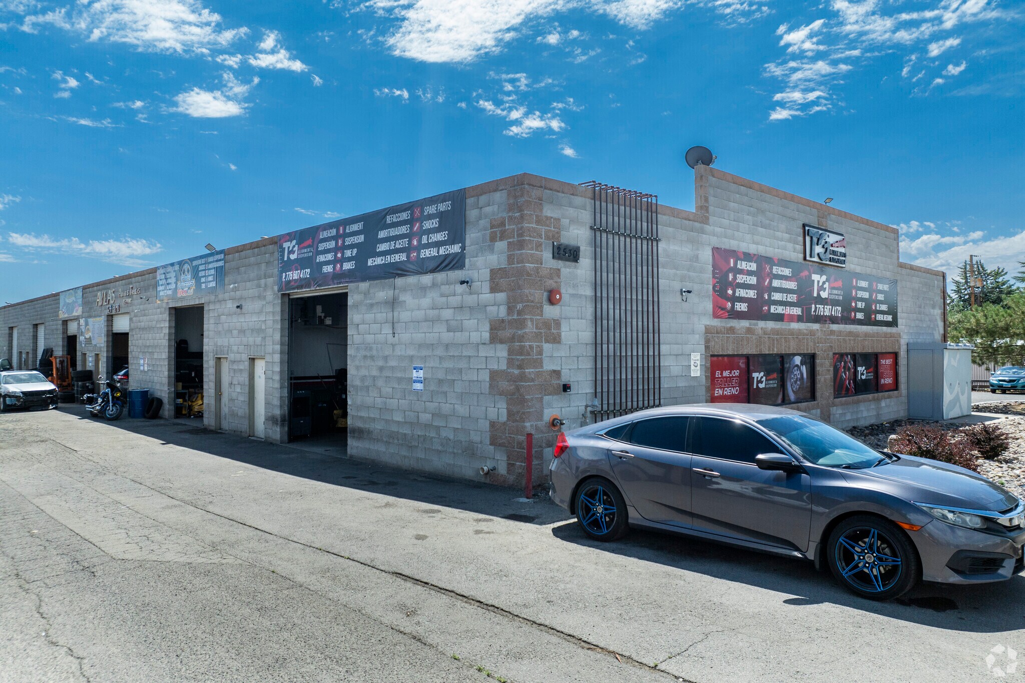 2530 Sutro St, Reno, NV à louer Photo principale– Image 1 sur 7