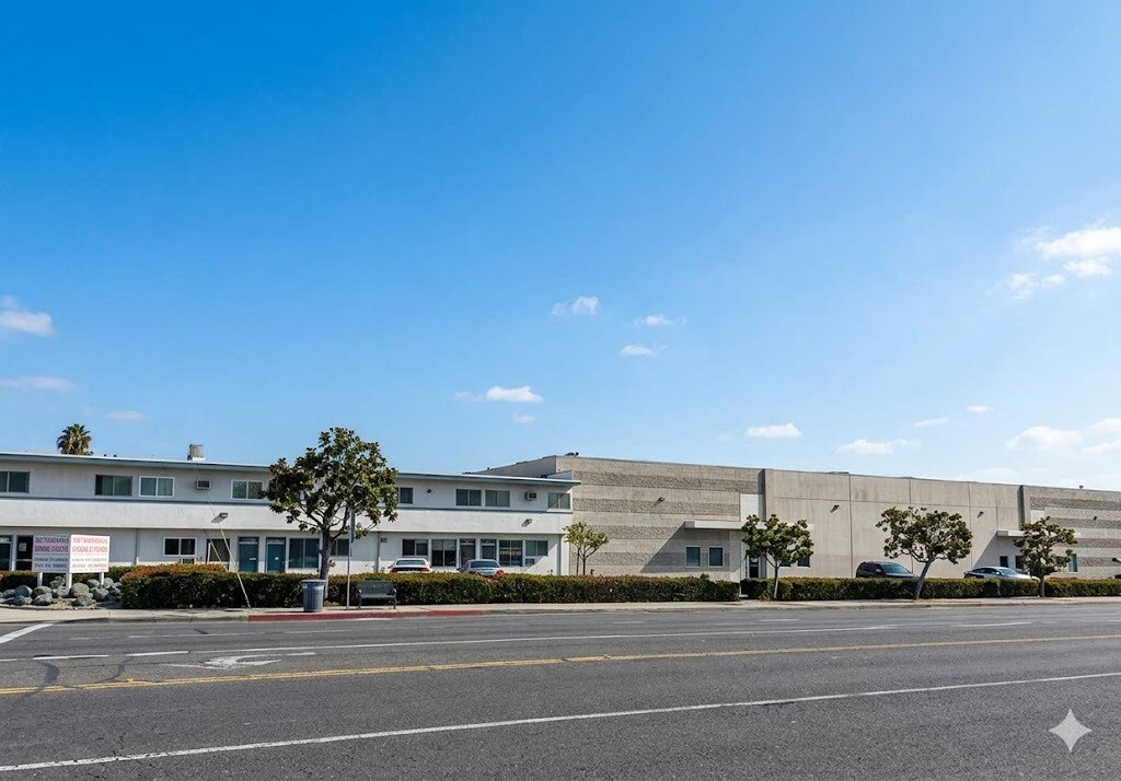 13200-13228 S Western Ave, Gardena, CA à louer Photo principale– Image 1 sur 12