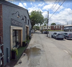 133 Breckenridge Ln, Louisville, KY à louer Photo de l’immeuble– Image 1 sur 6