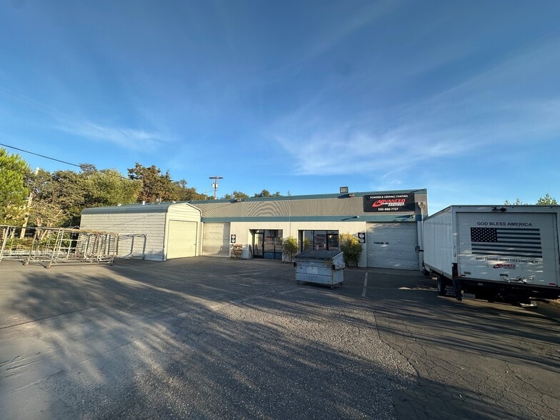 Portefeuille de 2 biens à vendre sur LoopNet.fr - Photo principale – Image 1 sur 1