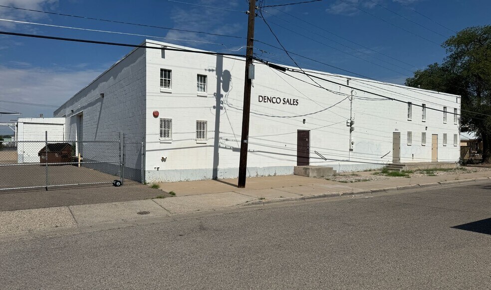 2211 Commercial St NE, Albuquerque, NM à vendre - Photo de l’immeuble – Image 2 sur 15