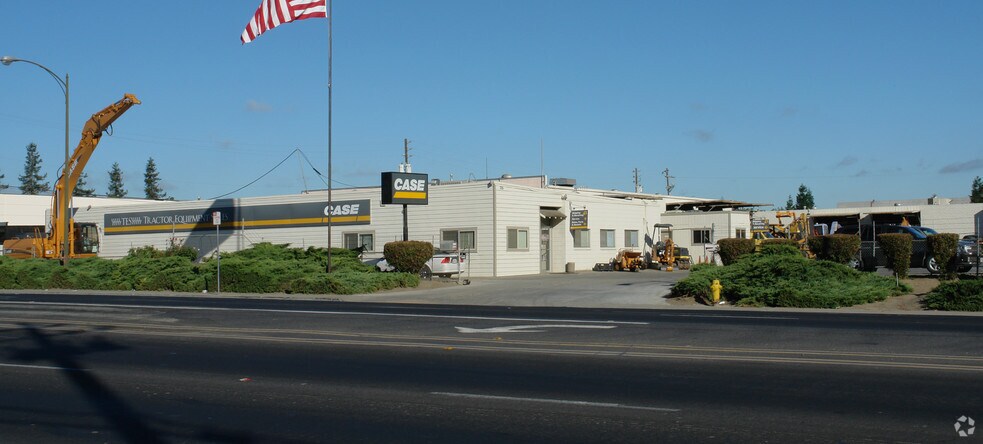705 Tully Rd, San Jose, CA à louer - Photo de l’immeuble – Image 3 sur 4