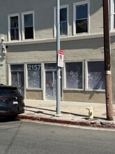 2153-2173 W Washington Blvd, Los Angeles, CA à louer Photo de l’immeuble– Image 2 sur 5