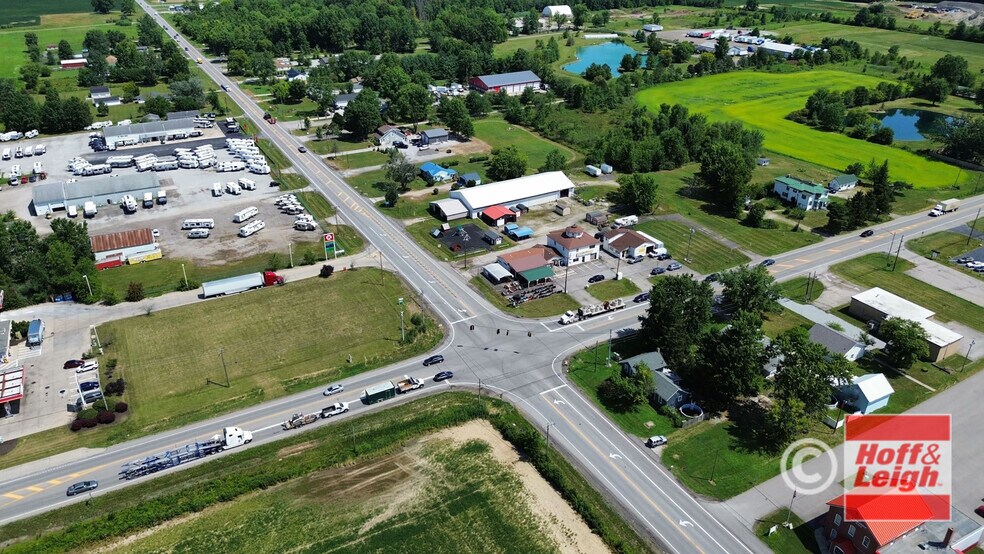 35980 Royalton Rd, Grafton, OH à vendre - Photo de l’immeuble – Image 2 sur 5