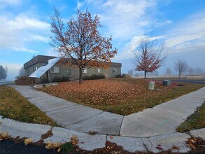 7151 Kestrel Dr, Missoula, MT à vendre Photo de l’immeuble– Image 2 sur 9