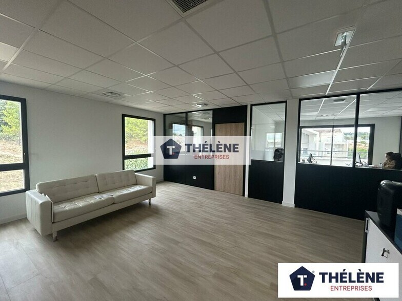 Bureau dans Grabels à louer - Photo de l’immeuble – Image 1 sur 12