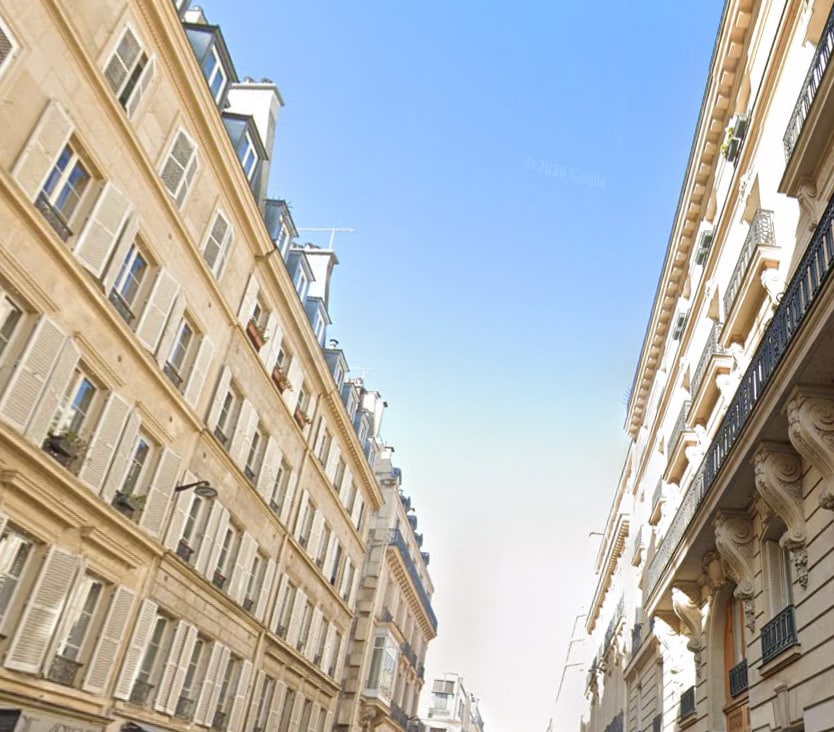 18 Rue De Penthièvre, Paris à louer Photo de l’immeuble– Image 1 sur 7