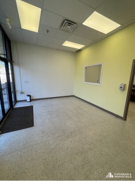 1606 S Lemay Ave, Fort Collins, CO à vendre - Photo intérieure – Image 2 sur 4