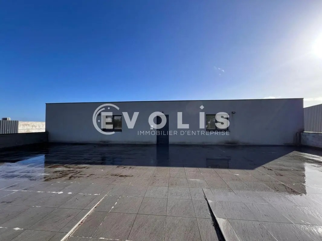 Bureau dans Pompignac à louer Photo de l’immeuble– Image 1 sur 5