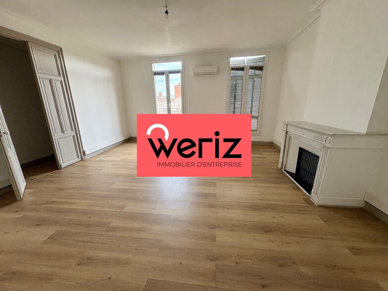 2 Rue Grignan, Marseille à louer - Photo de l’immeuble – Image 3 sur 6