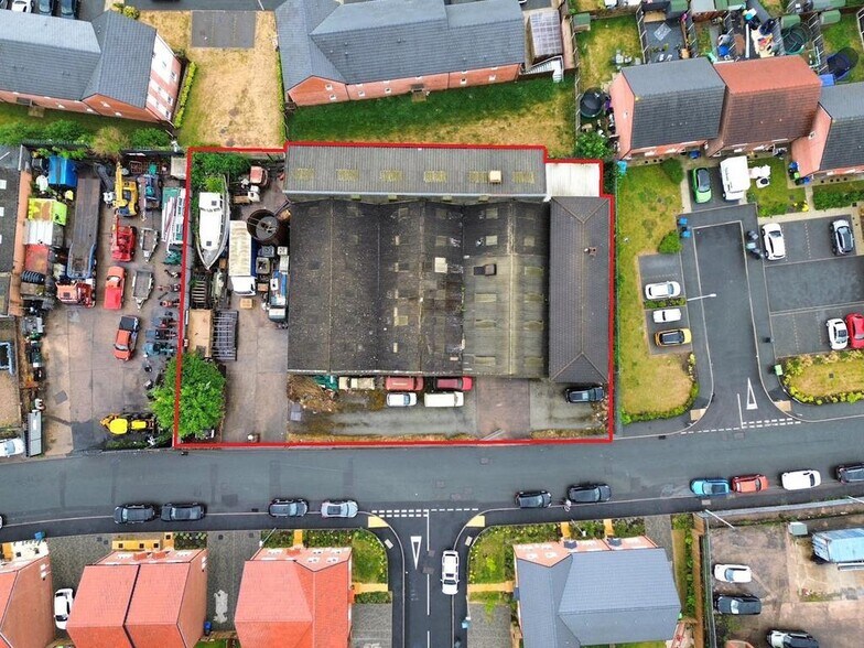 Woods Ln, Cradley Heath à vendre - Photo de l’immeuble – Image 2 sur 12