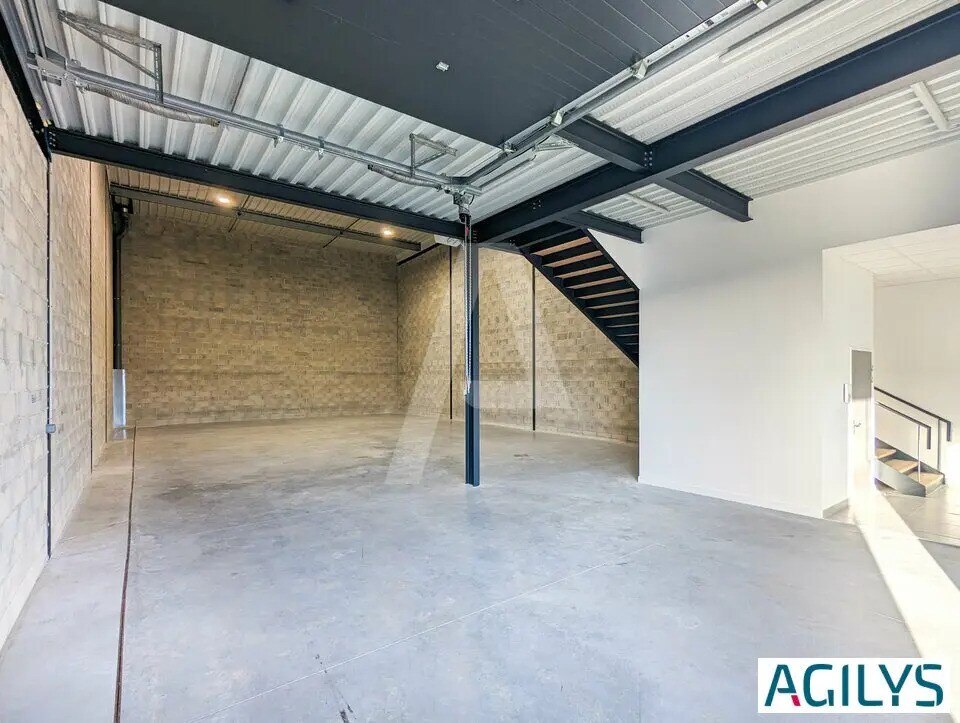 Local d’activités dans Villemoisson-sur-Orge à louer Photo intérieure– Image 1 sur 9