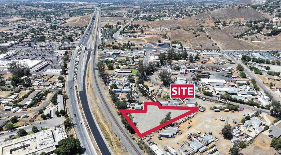 6349 Morton Ave, Riverside, CA à louer - Photo de l’immeuble – Image 2 sur 4