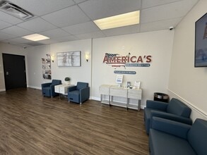 4494 W Peoria Ave, Glendale, AZ à louer Photo intérieure– Image 2 sur 3