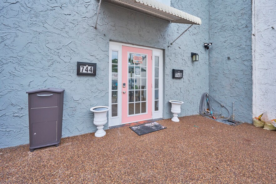 740 Overlook Dr, Winter Haven, FL à vendre - Photo de l’immeuble – Image 3 sur 53