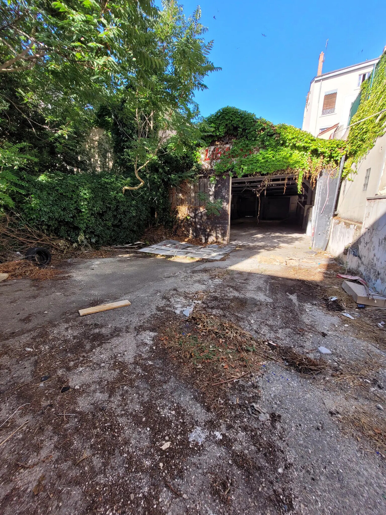 18 Route De Vienne, Lyon à louer Photo de l’immeuble– Image 1 sur 3