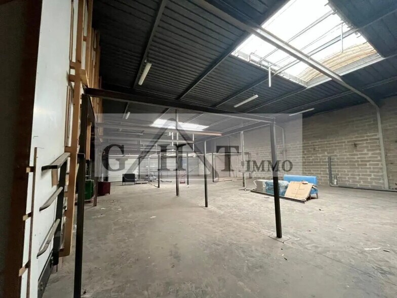 Industriel/Logistique dans Bobigny à louer - Photo de l’immeuble – Image 2 sur 3