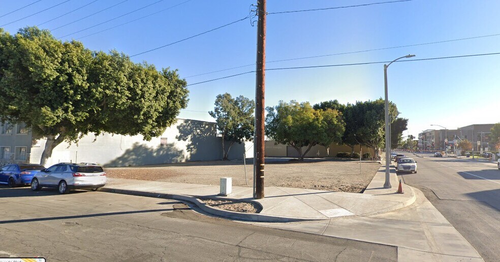 220 N 1st Ave, Arcadia, CA à vendre - Photo de l’immeuble – Image 1 sur 2