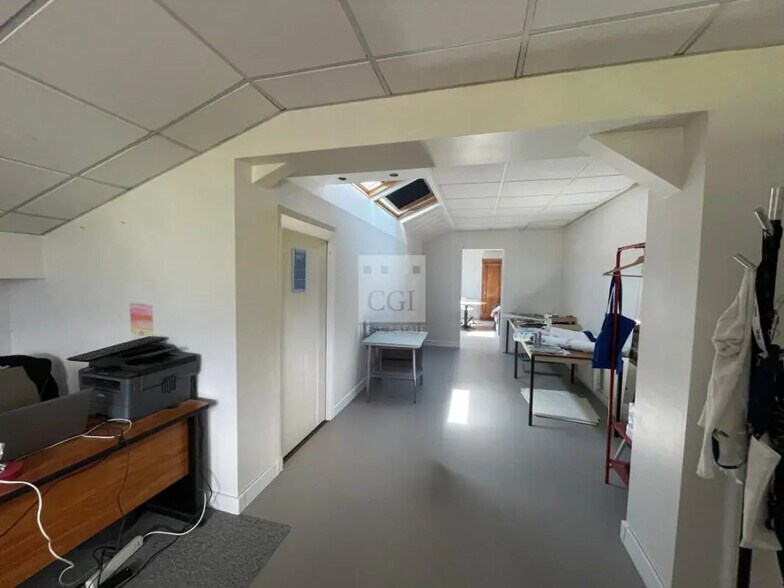 465 Chemin Des Longs Prés, Lumbin à vendre - Photo de l’immeuble – Image 3 sur 4
