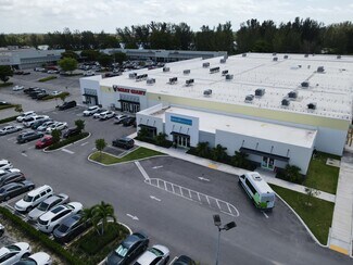 Plus de détails pour 27455 S Dixie Hwy, Homestead, FL - Local commercial à vendre