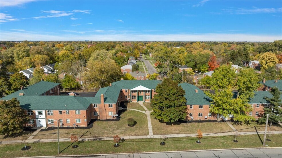 15880 Joy Rd, Detroit, MI à vendre - Photo principale – Image 2 sur 98